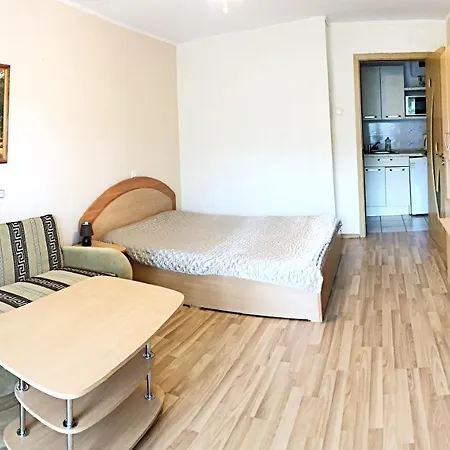 Butai Labai Geroje Vietoje Prie Juros *