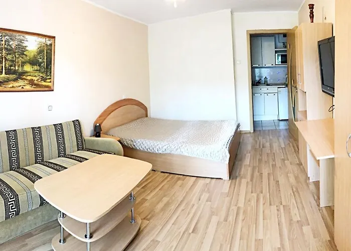 Butai Labai Geroje Vietoje Prie Juros *